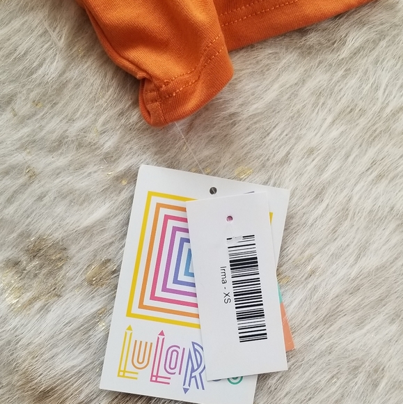 LuLaRoe Irma Tunic - Picture 2 of 8